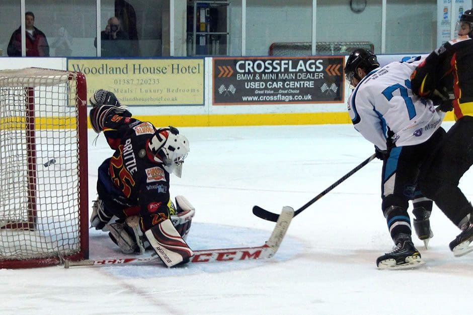 Solway Sharks Match Report – Blackburn Hawks