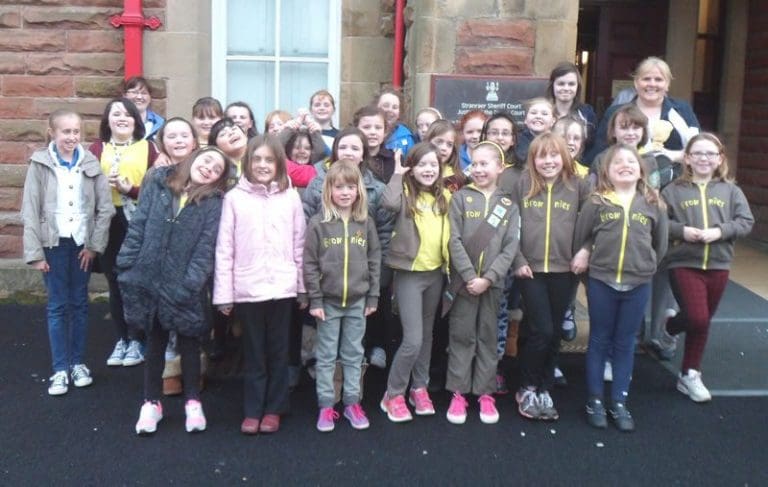 STRANRAER COUNCILLOR ORGANISES SHERIFF COURT VISIT FOR LOCAL BROWNIES AND GIRL GUIDES