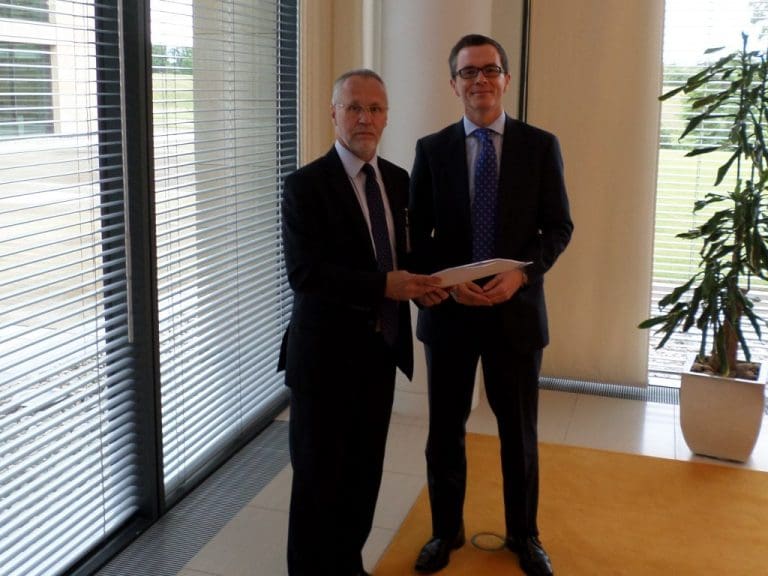 LOCAL MP MEETS ROYAL BANK EXECUTIVES TO DISCUSS CONCERNS OVER CLOSURES