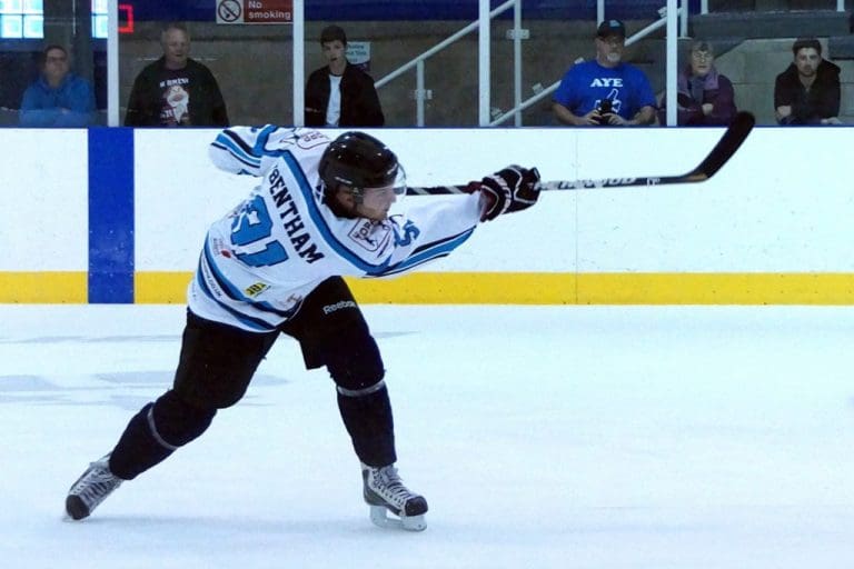 SOLWAY SHARKS MATCH REPORT -SHARKS v NORTH AYRSHIRE WILD