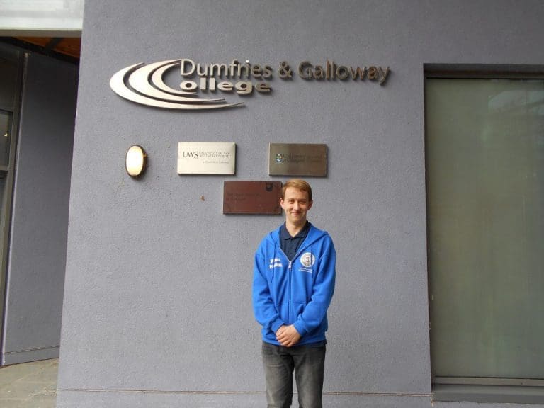 DUMFRIES AND GALLOWAY LEADER OF TOMORROW SUPPORTS WIND FARM PROPOSALS OF TODAY