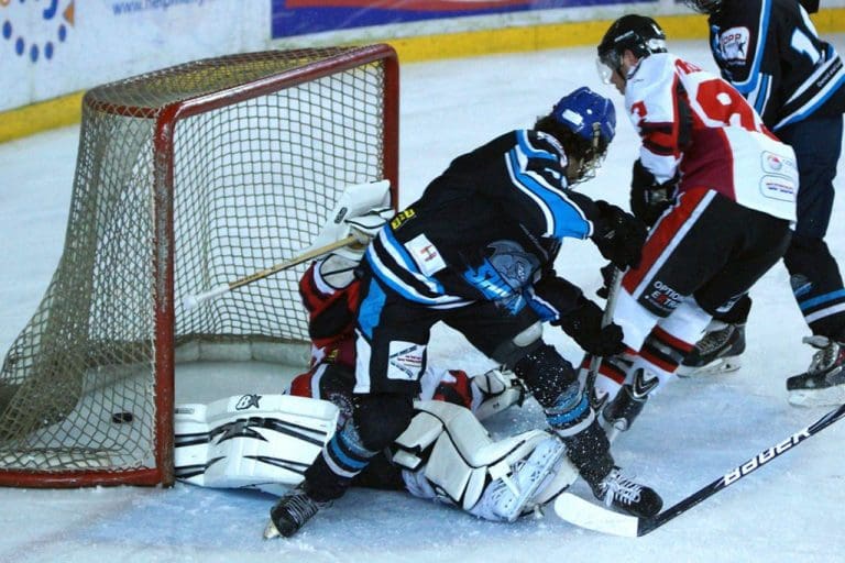 LATEST SOLWAY SHARKS MATCH REPORT