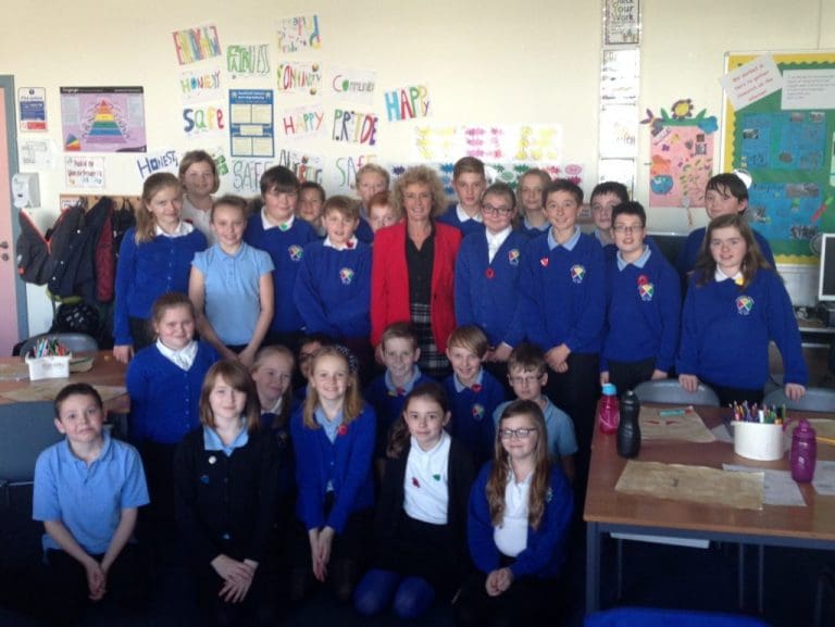 DUMFRIES AND GALLOWAY MSP SUPPORTS PRIMARY SCHOOLS CALL TO BAN SMOKING IN CARS CARRYING CHILDREN