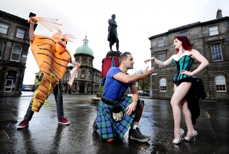 DUMFRIES AND GALLOWAYS BIG BURNS SUPPER 2015 PROMISES TO BIG BIGGER AND BRIGHTER