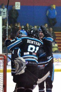 1 a 1 a sharks Phantoms_110115_002