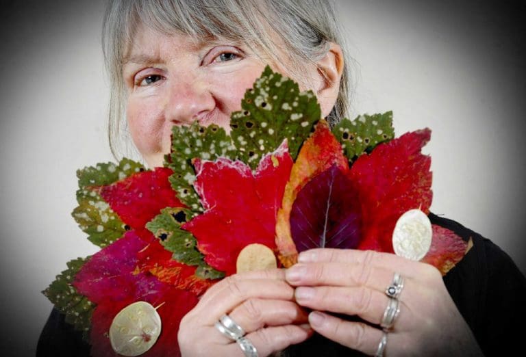 21 OF DUMFRIES AND GALLOWAYS SPRING FLING ARTISTS HEAD TO SHOWCASE REGION IN EDINBURGH