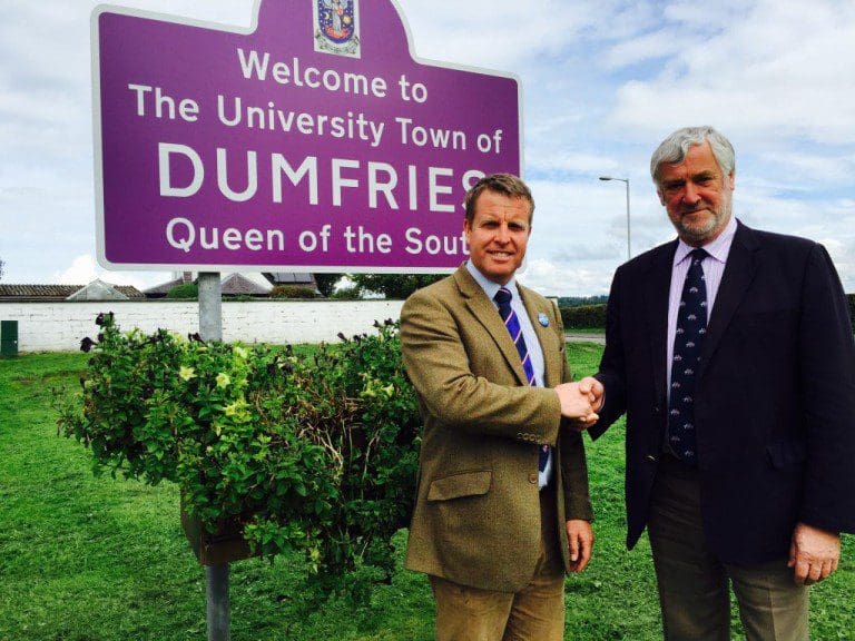 CARSON TO CAMPAIGN FOR HOLYROOD 2016