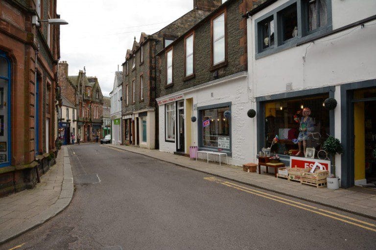 POLICE INVESTIGATE ‘WELL STREET’ DISTURBANCE MOFFAT