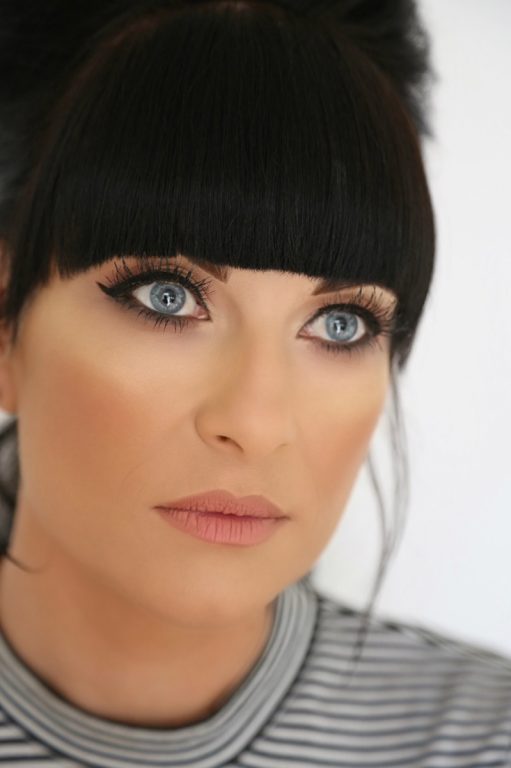 LUCY MAY TO PERFORM AN INTIMATE GIG AT CAIRNDALE DUMFRIES