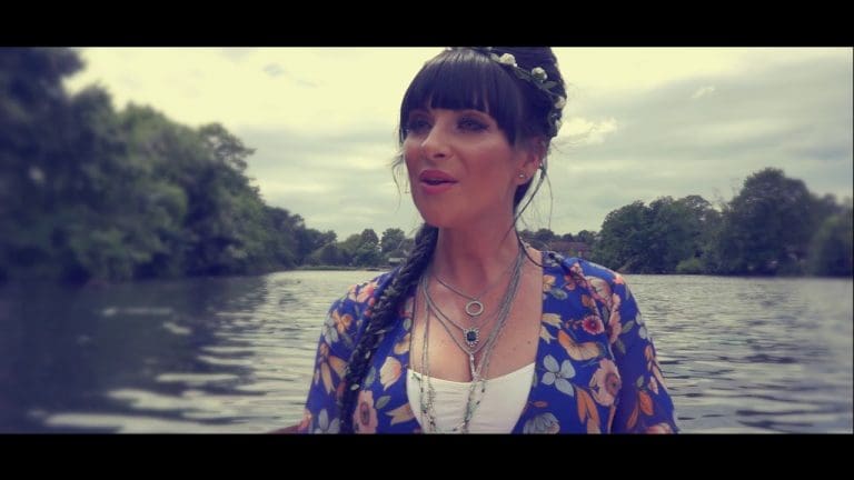 Lucy-May To Perform An Intimate Gig At Cairndale Dumfries