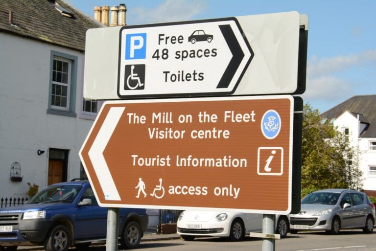 GATEHOUSE PUBLIC TOILETS
