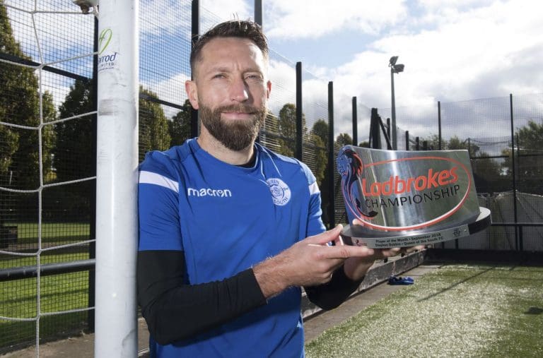 Award Stephen Dobbie