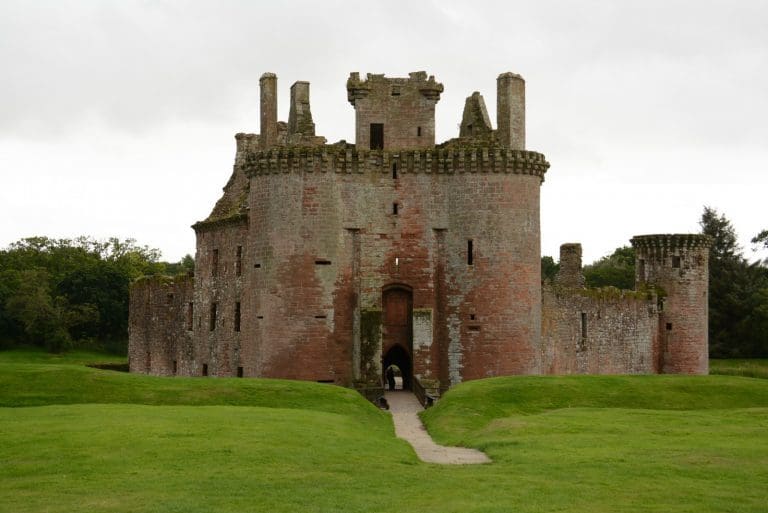 Scottish Attractions Visitor Numbers