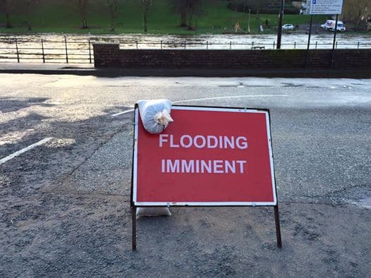 A Flood Warning Has Been Issued For Whitesands Dumfries