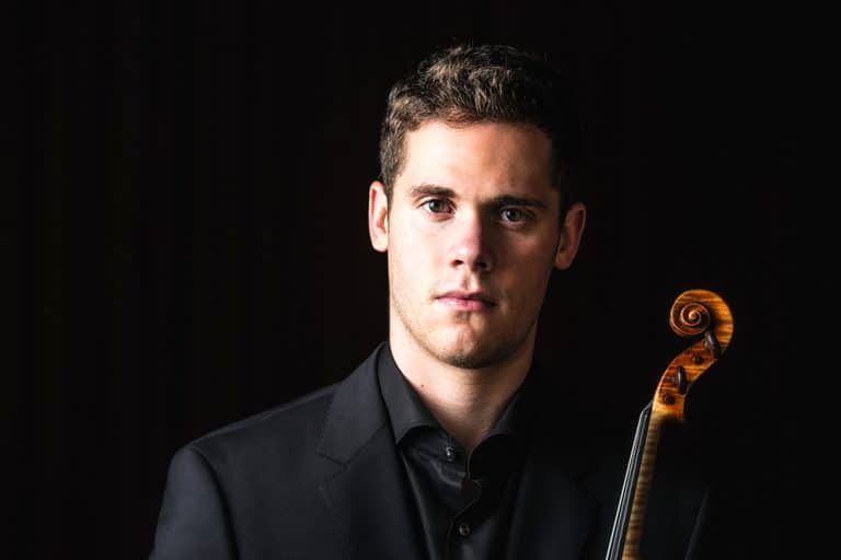 Join Absolute Classics Online This Sunday For A Live Performance With Callum Smart