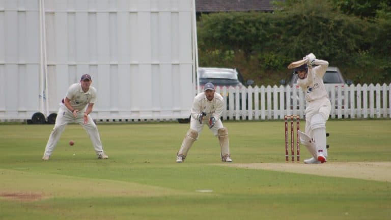 Season starts at Dumfries Cricket Club
