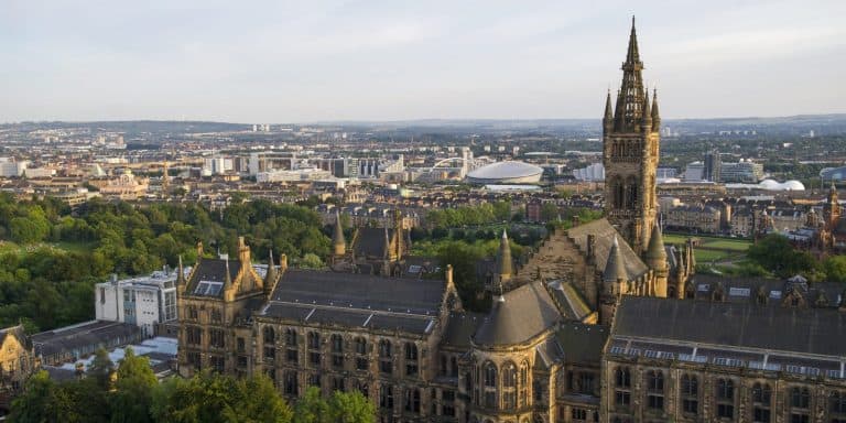 Student accommodation guidance on visits home
