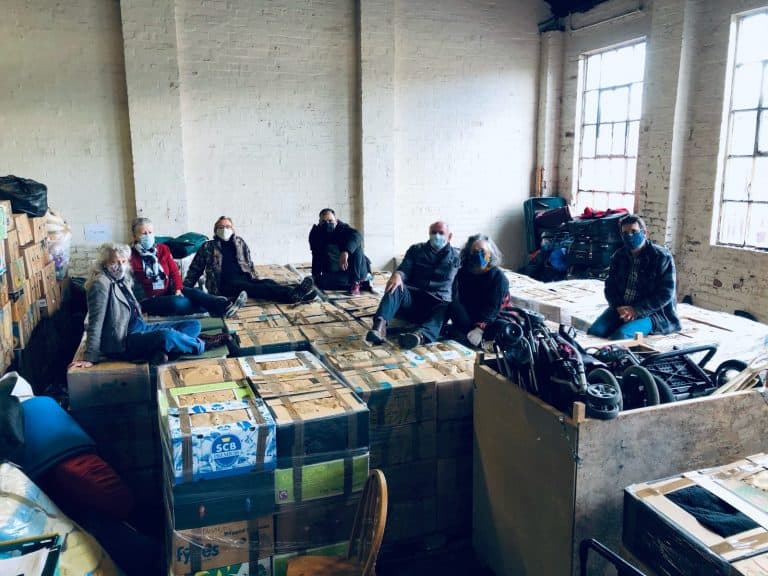 Massive local response to refugee emergency in Greece 