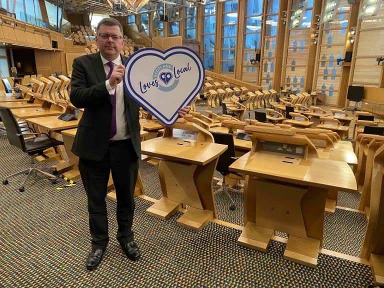 SOUTH SCOTLAND MSP ENCOURAGES PEOPLE TO SHOP LOCAL FOR SMALL BUSINESS SATURDAY