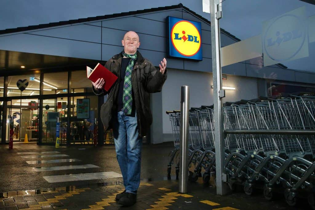 LIDL GB JOINS FORCES WITH LOCAL POET TO CHAMPION THE NEXT GENERATION OF DUMFRIES & GALLOWAY BARDS 