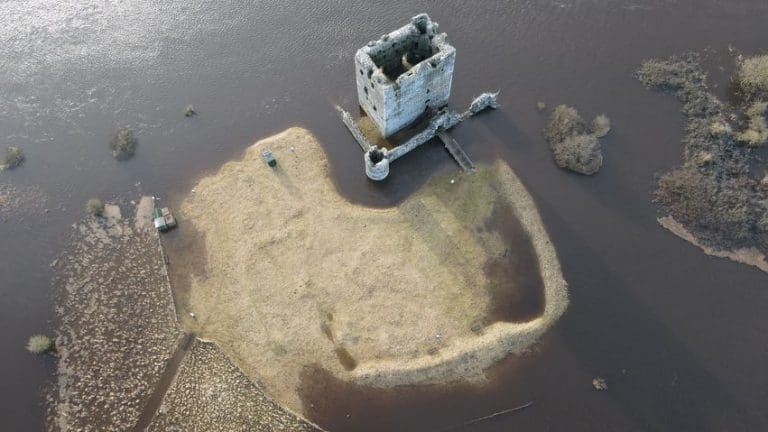 Local Drone Enthusiast Captures Stunning Footage of Threave Castle