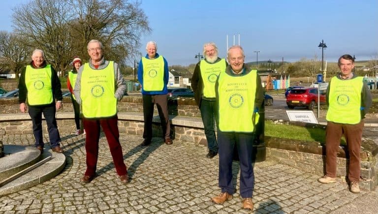 Kirkcudbright Rotarians Walk To The Rescue Of Those In Need