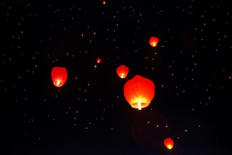 National Sky Lantern Ban Needed, New Coalition Urges