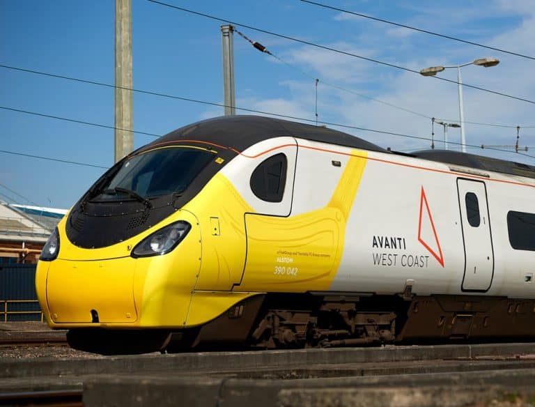 Fastest Rail Journey from London to Glasgow To Be Attempted Today   