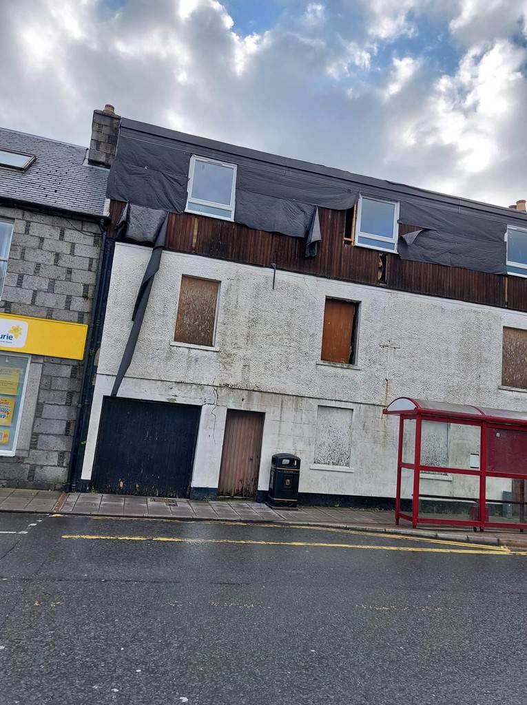 Concern Grows for Future of Derelict Grapes Hotel Building in Newton Stewart