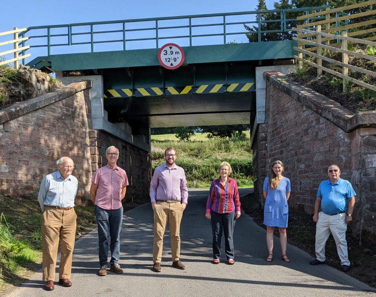 MSP BACKS THORNHILL RAIL STATION BID