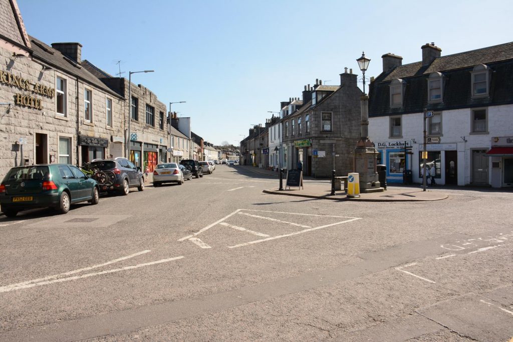 CYCLISTS SHOUTED AT IN DALBEATTIE ROADRAGE INCIDENT