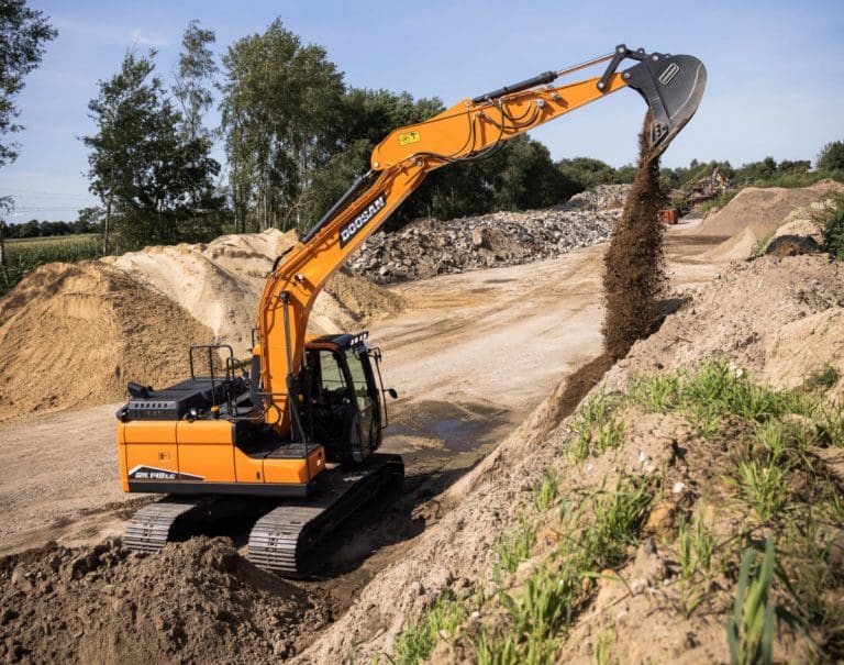 Gordons To Debut New Doosan Models At ScotPlant