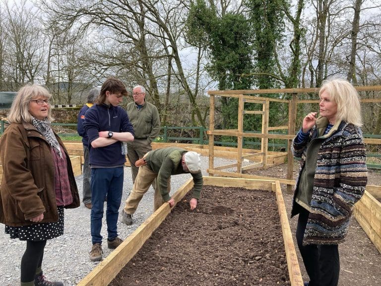 Community Garden Gets an Absolutely Fabulous Surprise Visitor