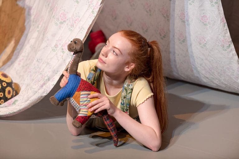 Starcatchers and Andy Cannon present Spike! a dinosaur caper At The Catstrand