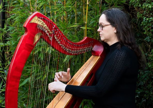 Master Of Traditional Harp Music Heads To Shambellie House