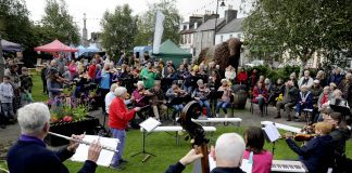 Crowds Enjoyed Wigtown Book Festival Fiddlers’ Fair