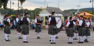 KIRKCUDBRIGHT PIPE BAND HAVE RECORD BREAKING SUMMER AT HARBOUR SQUARE