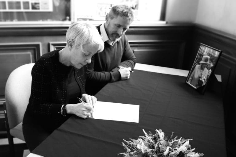 Council Convener and Co-Convener thank D&G residents for community response to death of The Queen