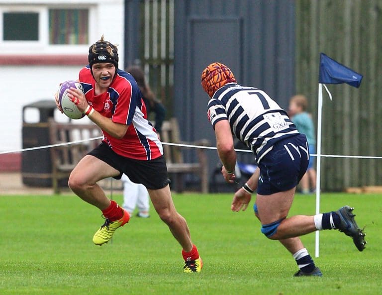 NEWTON STEWART PRESSURED BY GLASGOW ACCIES - RUGBY NEWS