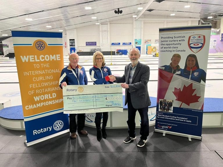 ROTARY CURLERS RAISE £2000 FOR MATT MURDOCH CURLING FOUNDATION