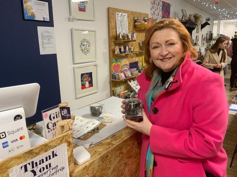 HARPER HIGHLIGHTS SMALL BUSINESS SATURDAY AND ENCOURAGES LOCAL SHOPPING 
