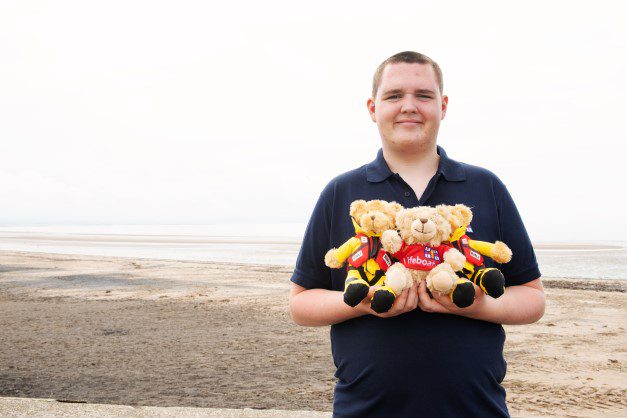 The RNLI is looking for new fundraising volunteers to join its lifesaving crew in Dumfries and