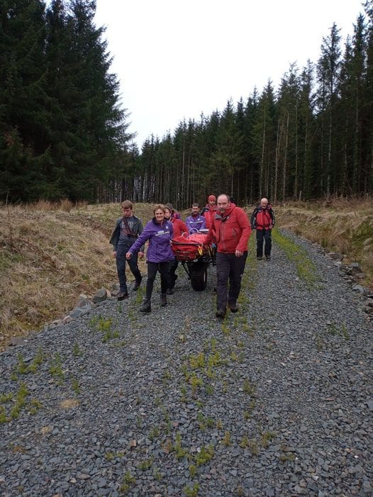 INJURED WALKER RESCUED OFF MOFFAT HILLS