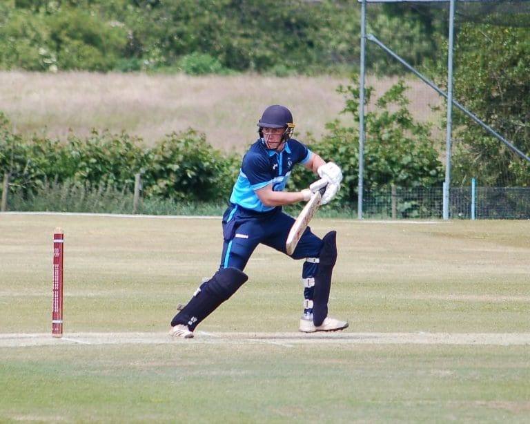 Dumfries out of T20 Cup in final ball finish