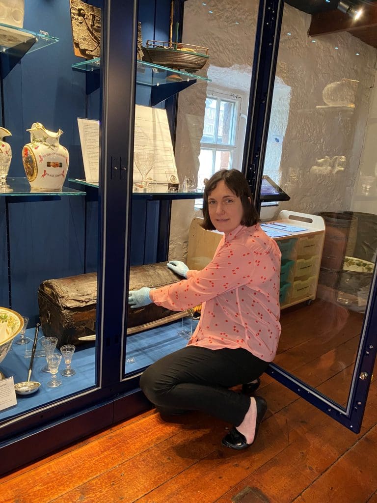 The Robert Burns Centre Are On The 'Case'