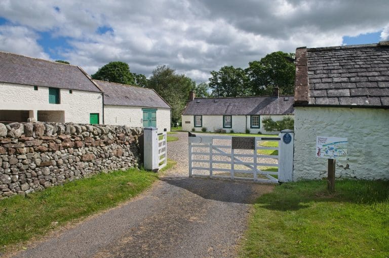Robert Burns Farm Opens Doors on Auld Lang Syne Holiday Cottage