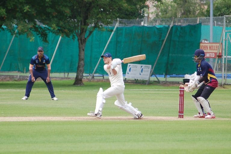 Dumfries lose at Greenock - Cricket News