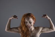 Fringe hit one woman show Musclebound Comes to New Galloway