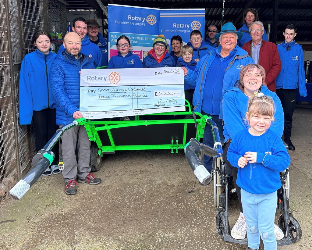 LOCAL ROTARY CLUBS RAISE £3000 TO HELP DISABLED CARRIAGE DRIVERS