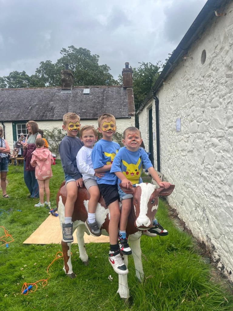 Ellisland Farm Recreates World’s First Burns Supper at Sunny Burns Celebration